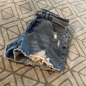 Size 0 Wild Fable Distressed Lace Insert Jean Shorts Denim